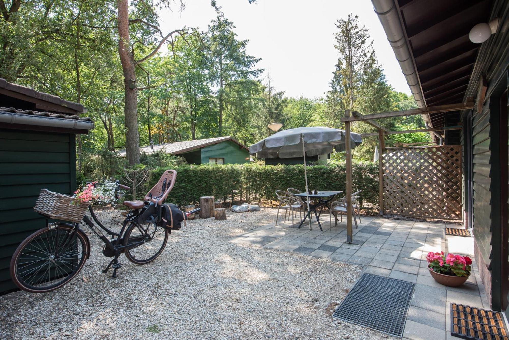 Vakantiepark Zevenbergen Heesch エクステリア 写真