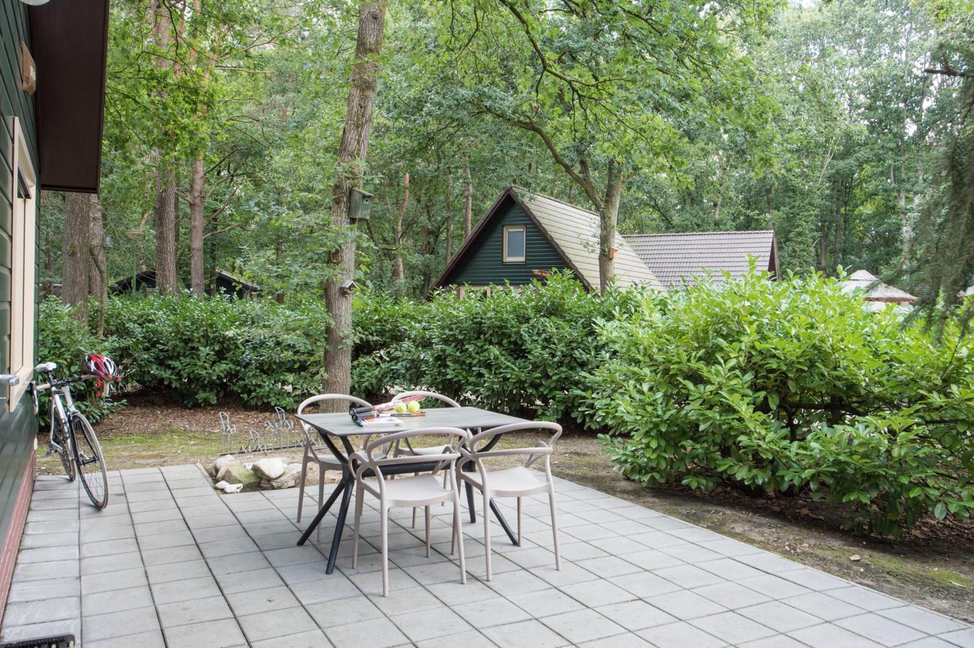Vakantiepark Zevenbergen Heesch エクステリア 写真
